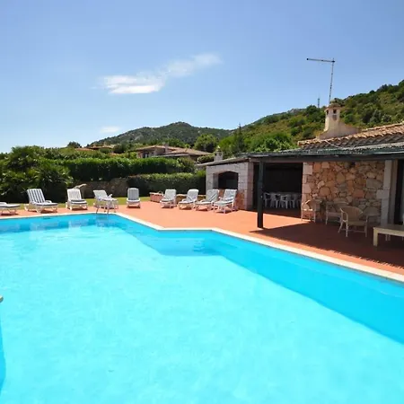 Villa Pantogia Sleeps 9 Pool Air Con Wifi *